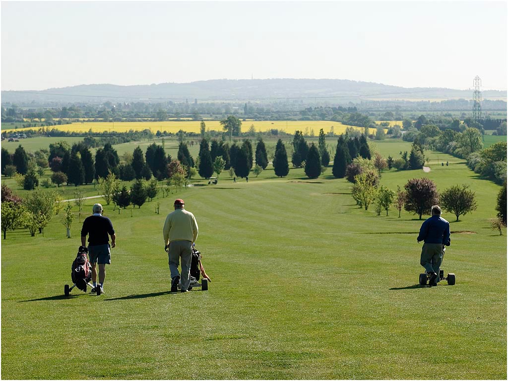 Bewegung Erläuterung Fast top meadow golf club Skelett Magier Kaiserliche